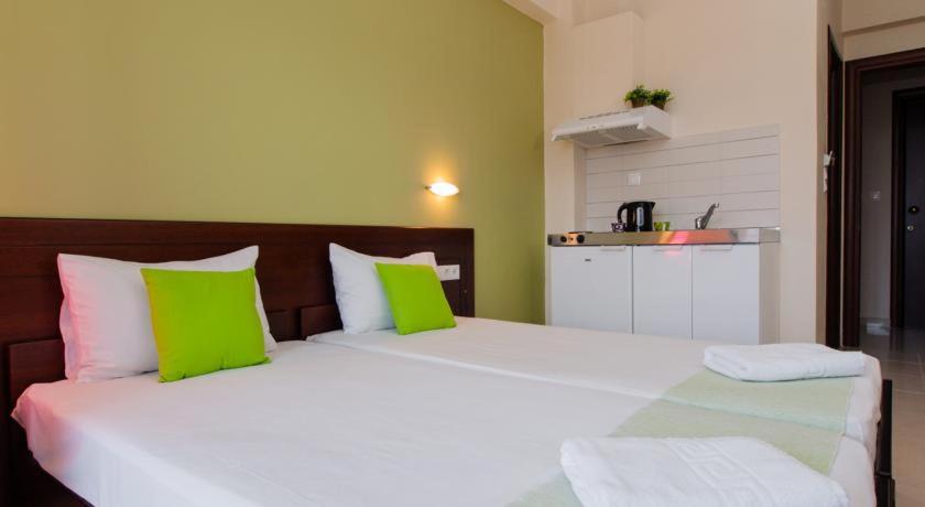 La Petite Sirene Studios room 1