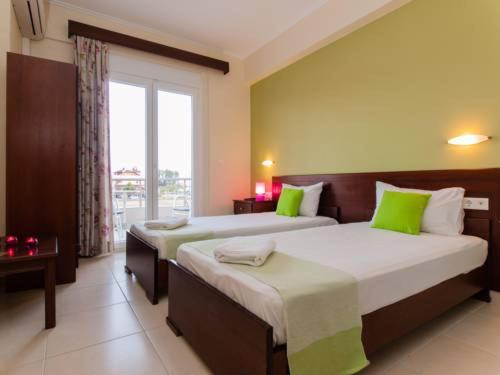 La Petite Sirene Studios room 2